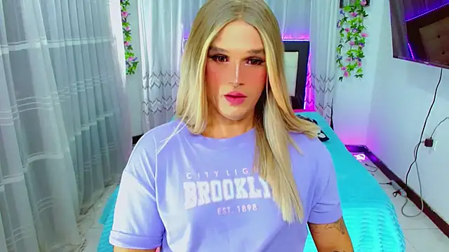 TaylorMon's Webcam Show