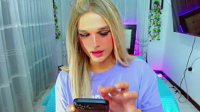 TaylorMon Pertunjukan Webcam