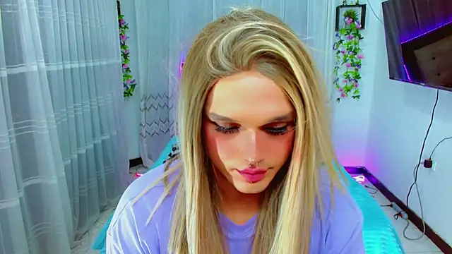TaylorMon's Webcam Show