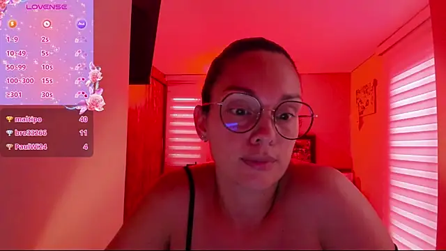 anabel_025's Live XXX Chat