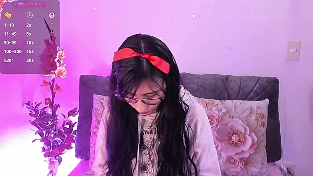 NayeCloud Chat XXX live