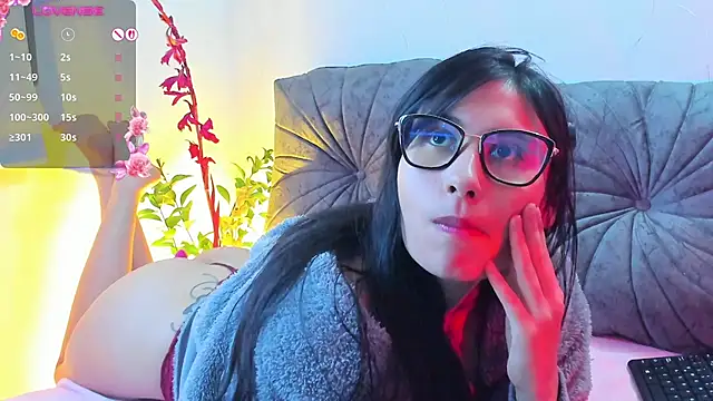 NayeCloud – Live XXX-chat