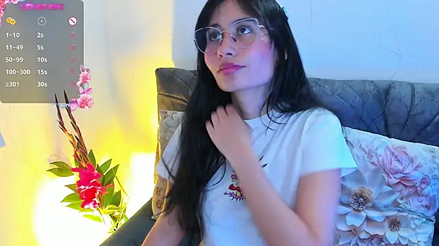 NayeCloud's Live XXX Chat