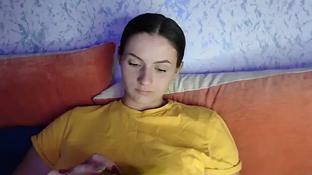 only_ubuterfly1 Adlı Modelin Canlı XXX Sohbeti