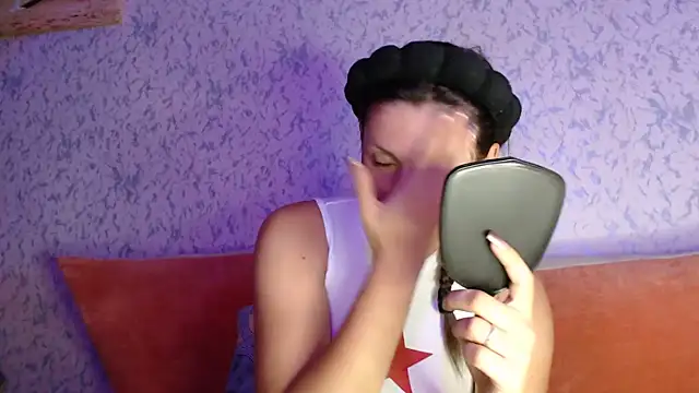Chat +18 de only_ubuterfly1 ao vivo