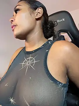 צ'אט XXX בשידור חי של aleja_montiel__