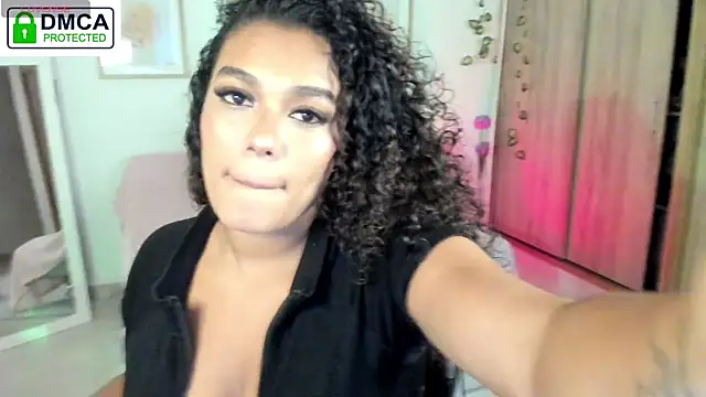 aleja_montiel__'s Webcam Show