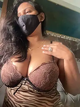 Chat XXX ao vivo de Haanikaur_saavi