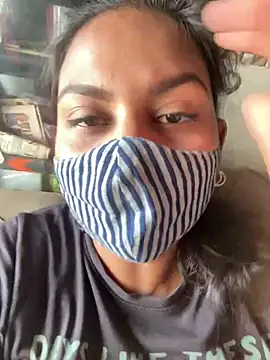Haanikaur_saavi: απευθείας συνομιλία ΧΧΧ