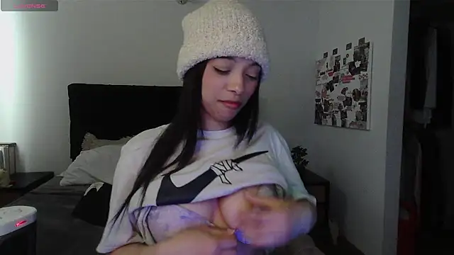 Jasmine_019n Live XXX chat