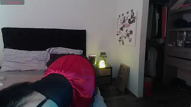 Chat +18 de Jasmine_019 ao vivo