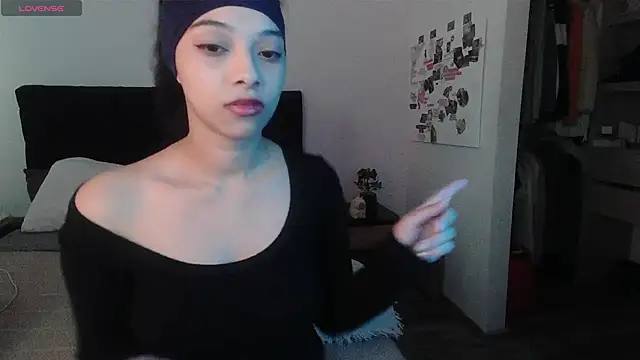 Jasmine_019's Live XXX Chat