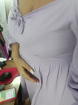 AvrilMillers Live XXX-Chat