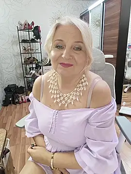 AvrilMillers' Live XXX Chat
