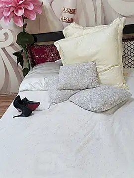AvrilMillers Adlı Modelin Web Kamerası Şovu