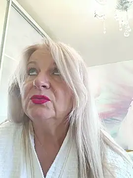 AvrilMillers Live XXX Chat