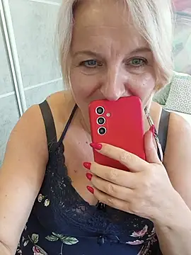 AvrilMillers – Naživo XXX chat