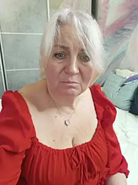 AvrilMillers XXX чат на живо