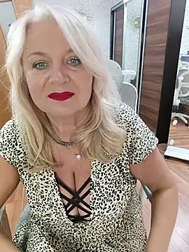 AvrilMillers Chat XXX in diretta