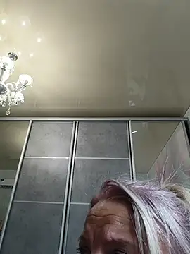 Živá chatovací místnost AvrilMillers
