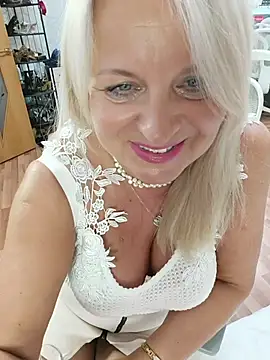 AvrilMillers – Live XXX-chat