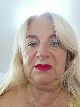 AvrilMillers' Live XXX Chat