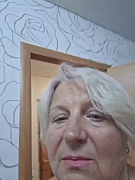 AvrilMillers Live XXX Chat