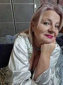 Онлайн чат XXX AvrilMillers