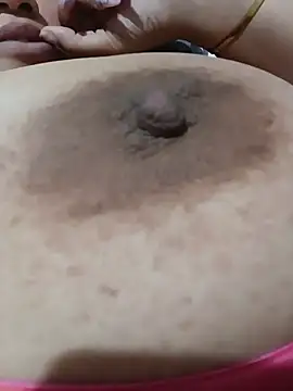 _sonia_bigboobs Adlı Modelin Canlı XXX Sohbeti