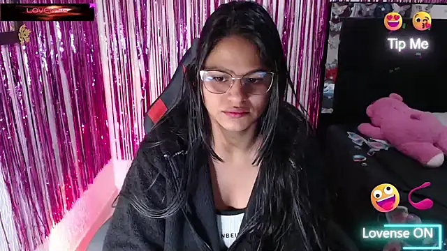 SweetAlmaa Chat XXX live