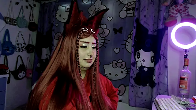 Pokazy przed kamerką – lussyevans24