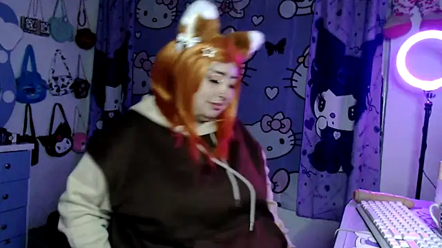 lussyevans24: διαδικτυακό σόου στην κάμερα