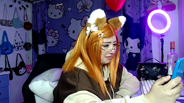 Pertunjukan Kamera Web lussyevans24