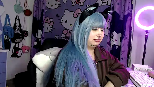 lussyevans24 Show Webcam