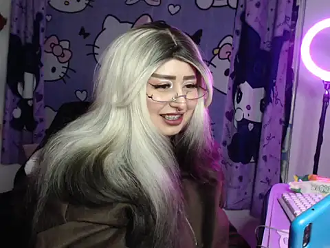 lussyevans24: вебкам-шоу