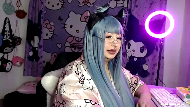 lussyevans24 Pertunjukan Webcam