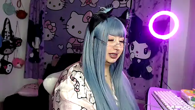 lussyevans24's Webcam Show