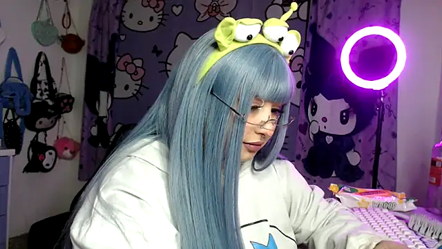 lussyevans24 라이브 XXX 채팅