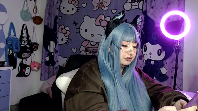 lussyevans24's Live XXX Chat