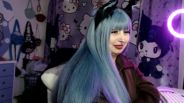 lussyevans24 webkamerás műsora