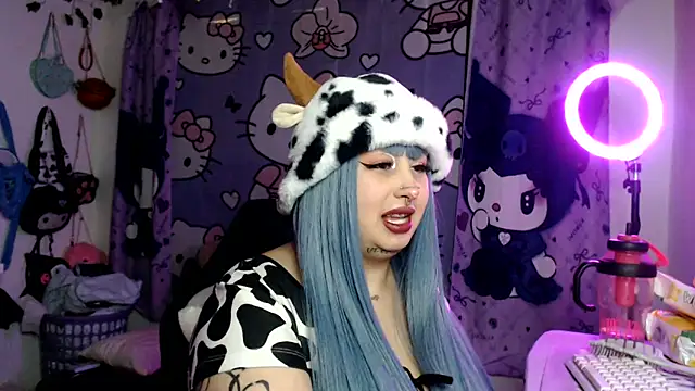 Show de lussyevans24 na webcam