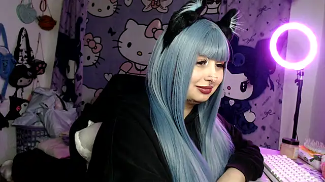 צ'אט XXX בשידור חי של lussyevans24