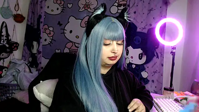 lussyevans24 现场XXX聊天