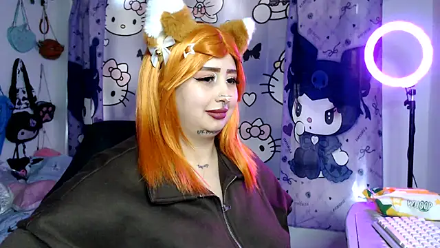 Chat +18 de lussyevans24 ao vivo