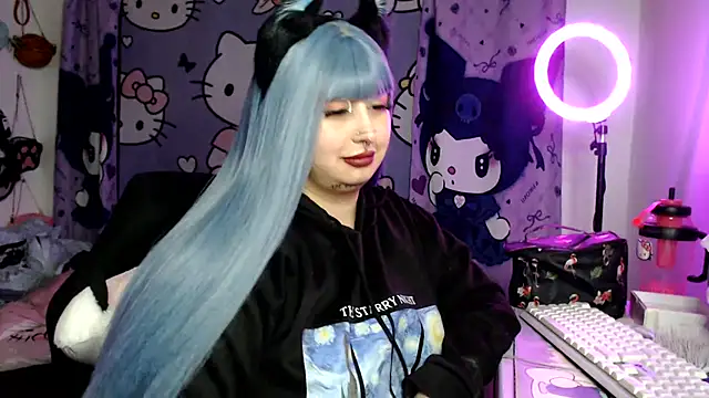 lussyevans24's Webcam Show