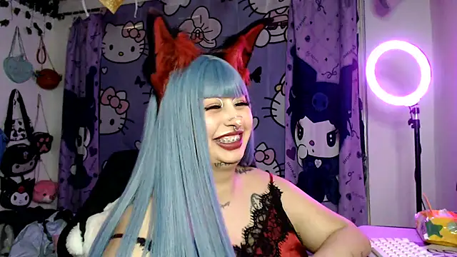 lussyevans24 Chat XXX in diretta