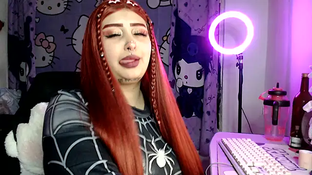 lussyevans24 লাইভ XXX চ্যাট