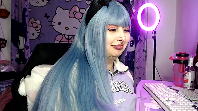 lussyevans24's Webcam Show