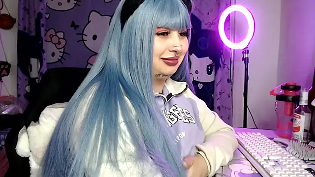 lussyevans24 – webcam-show