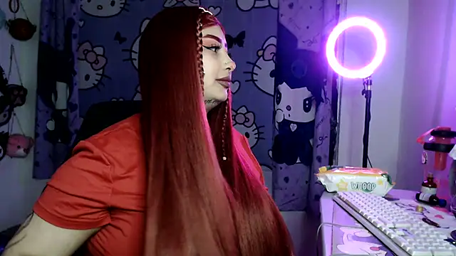 lussyevans24 XXX чат на живо